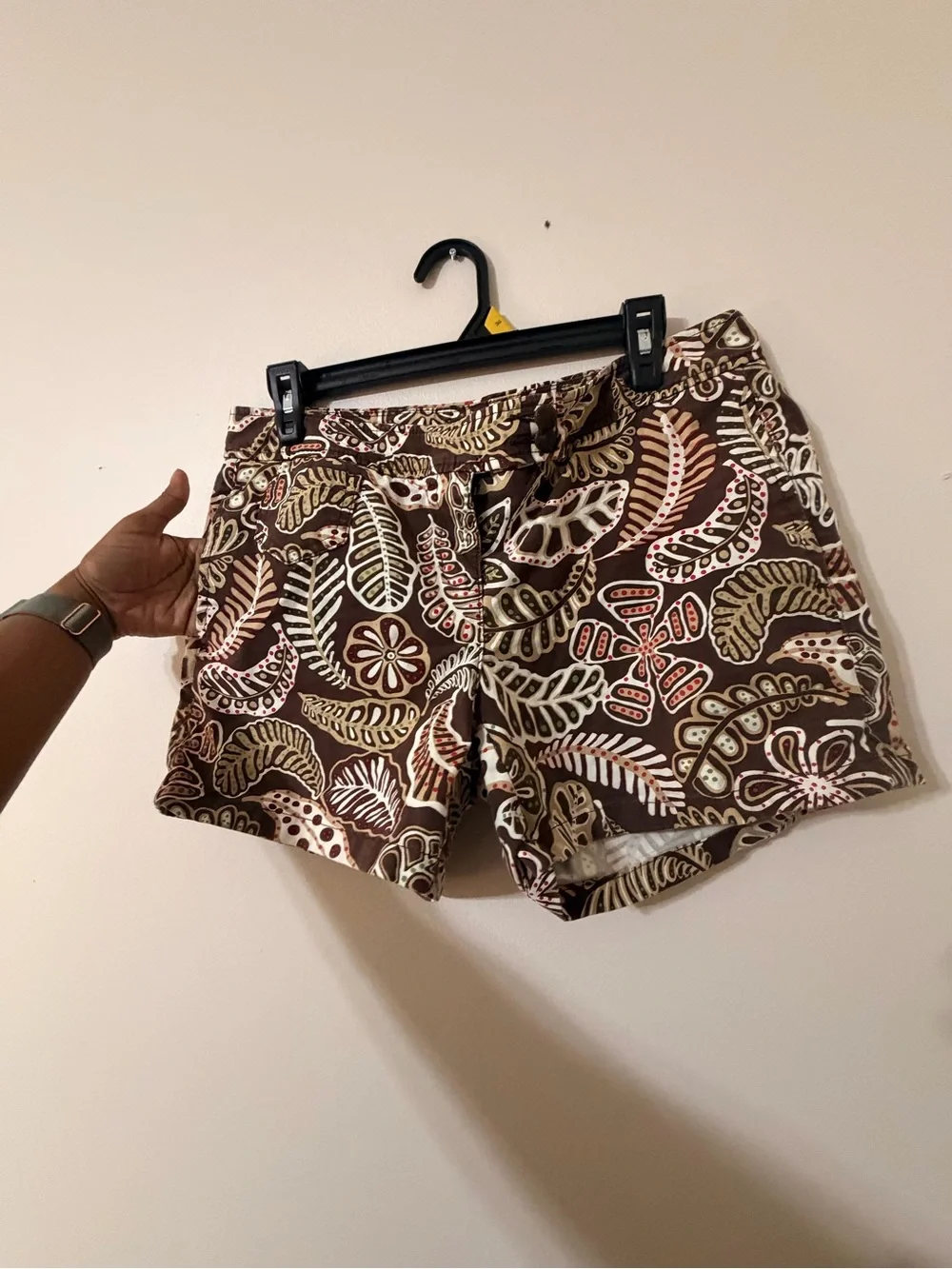 Tommy Hilfiger Brown Floral Print Women’s Jean Shorts